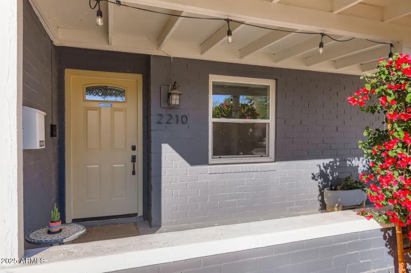 2210 E Cambridge Ave - Web Quality - 002