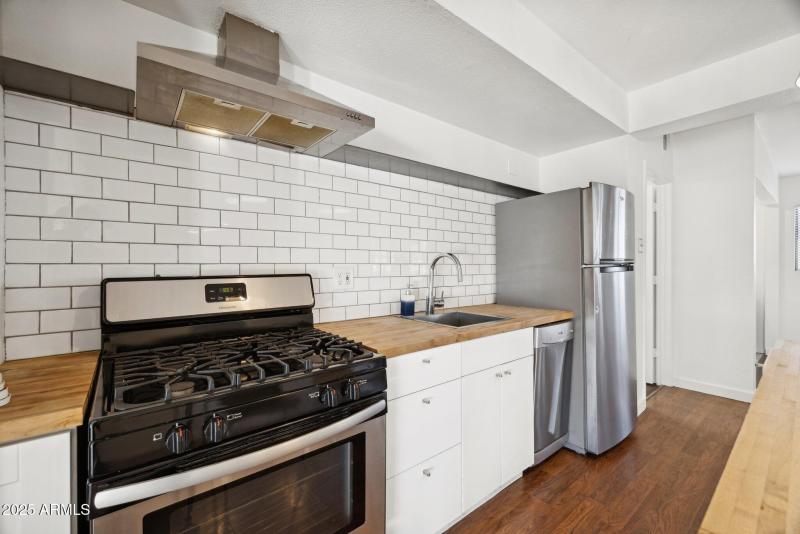 Stainless appliances