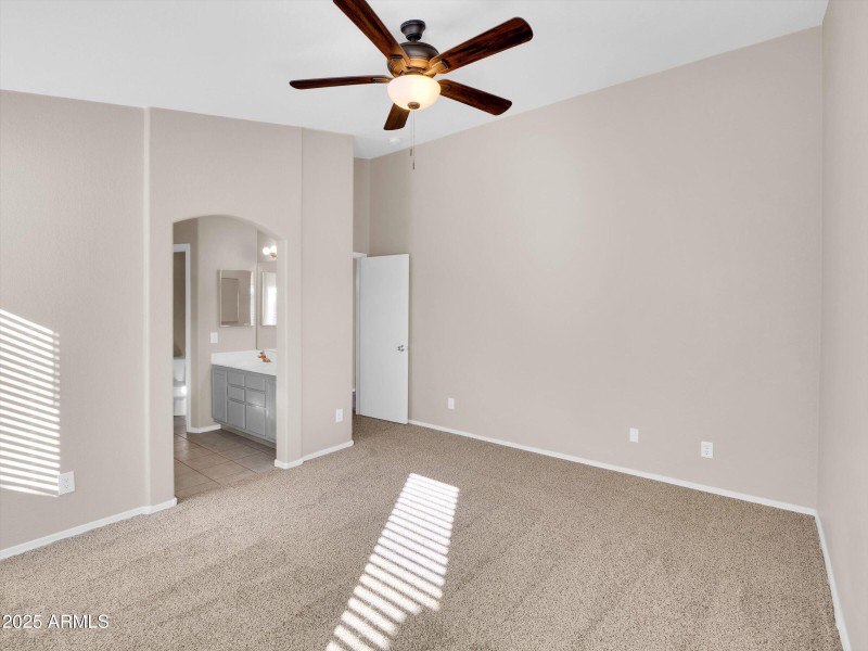 39-18259 N 11th Dr-39