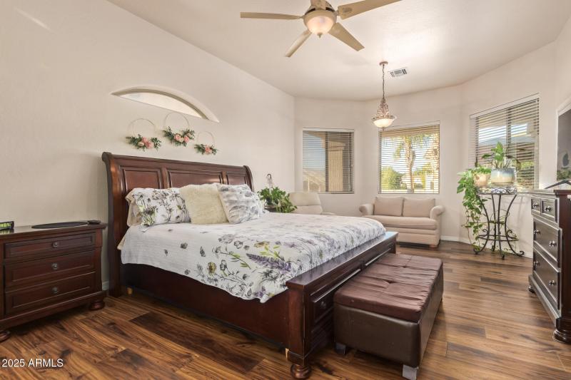 23 - Avenida Del Sol