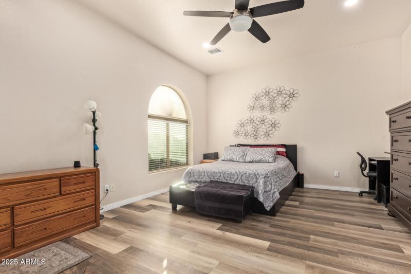 29 - Avenida Del Sol