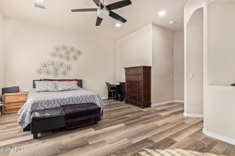 30 - Avenida Del Sol