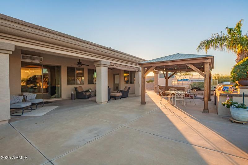 63 - Avenida Del Sol