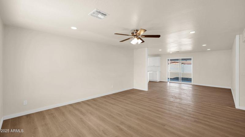 4-web-or-mls-P1387103