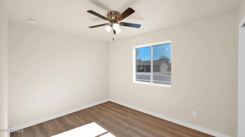 25-web-or-mls-P1387005