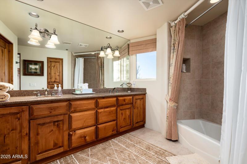 42-10040EHappyValleyRd Unit 274-40