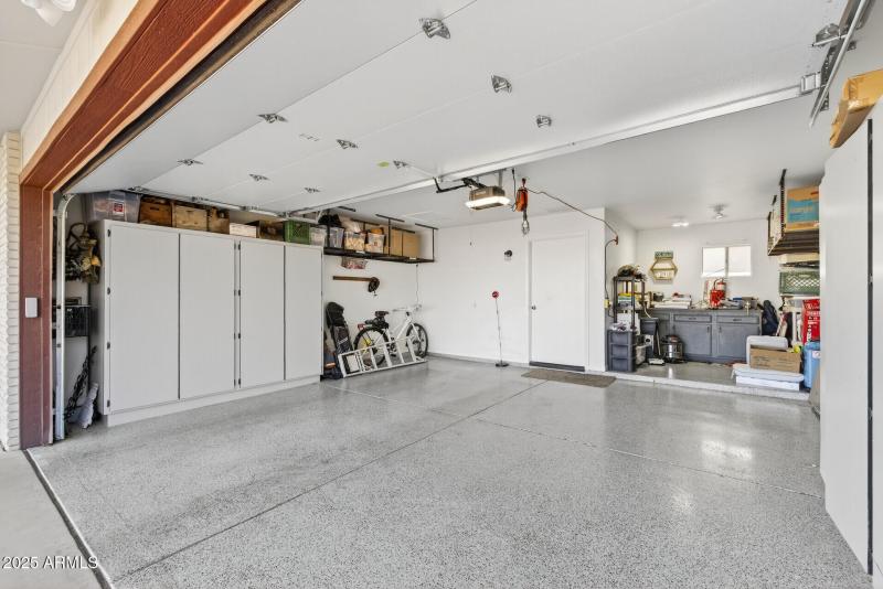 35_10001_W_Burns_Dr35_mls