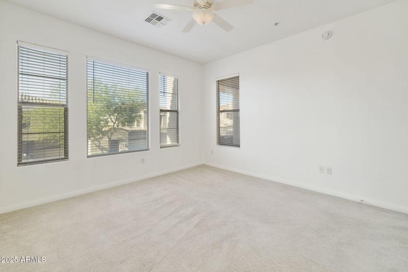 MASTER BEDROOM WITHOUT STAGING