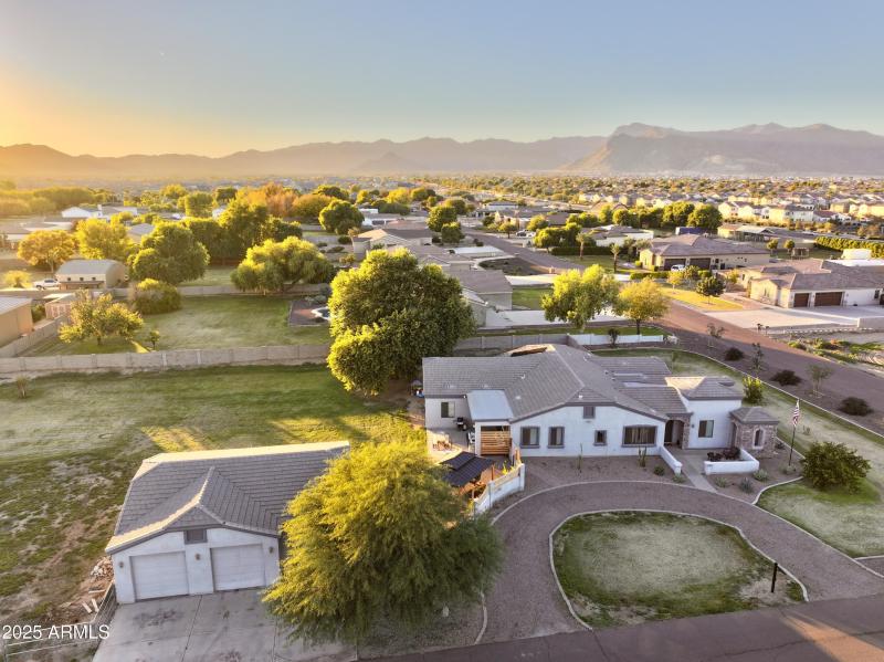 dji_fly_20251210_061658_0012_17654135001