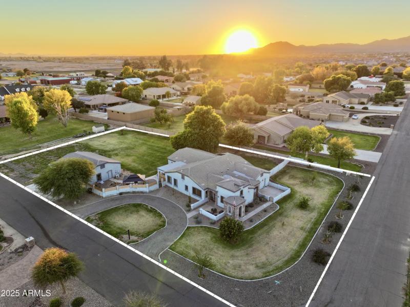 dji_fly_20251210_063526_0046_17654134101