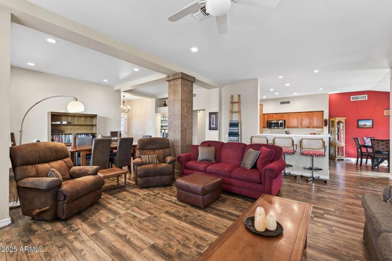 14_13553_W_Pavillion_Dr14_mls