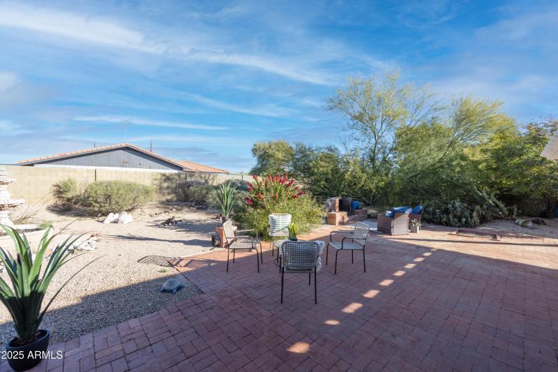 E Sharon Dr. (5728)-34