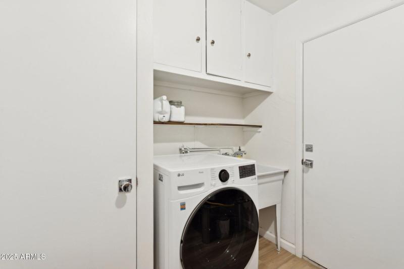 31-web-or-mls-6146-n-18th-ave