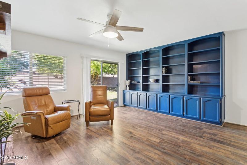 11-web-or-mls-6146-n-18th-ave