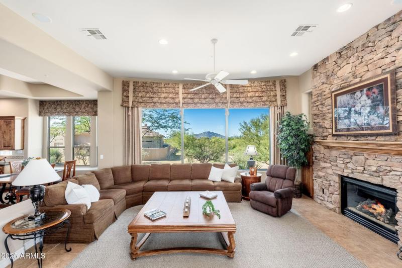 9726 E Cavalry Dr - 15