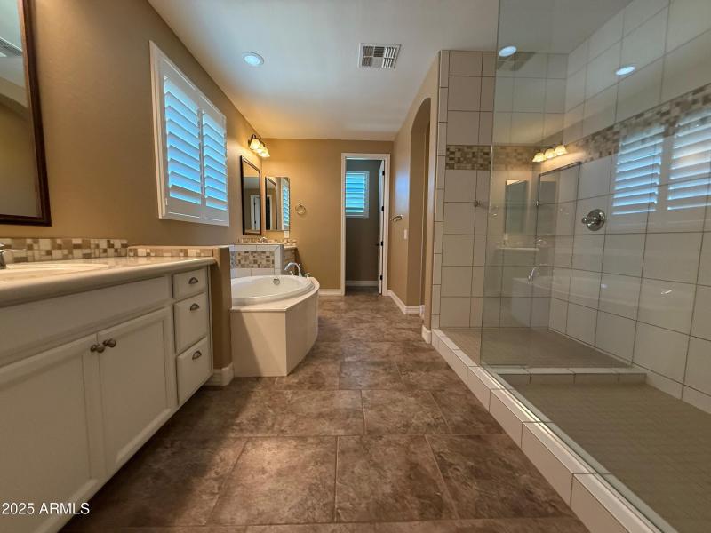 2709 N Black Rock Rd (27)