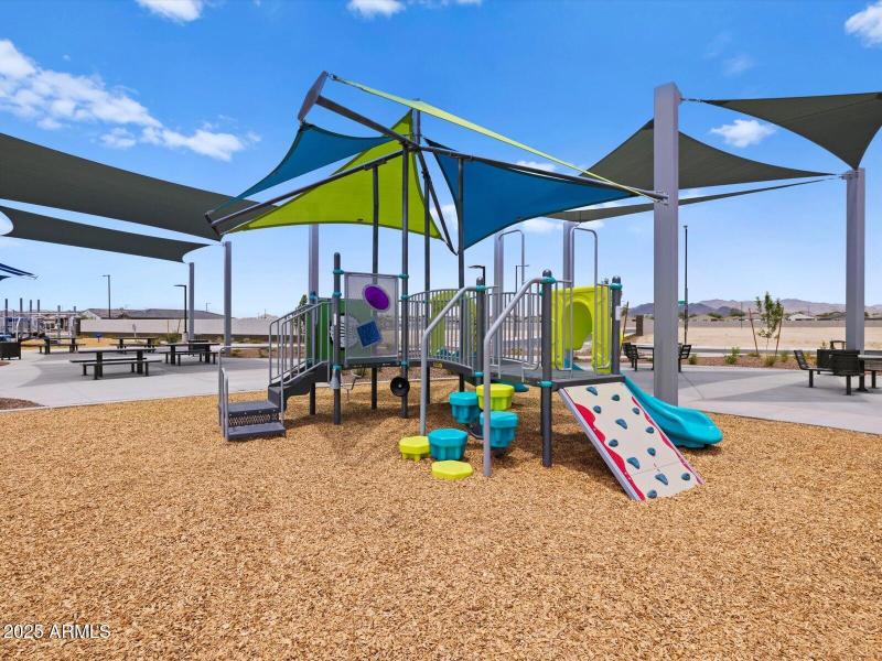 Allure Vista Amenities