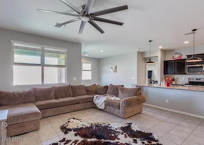 36d72119a27264beddc142c3c5424851-cc_ft_7