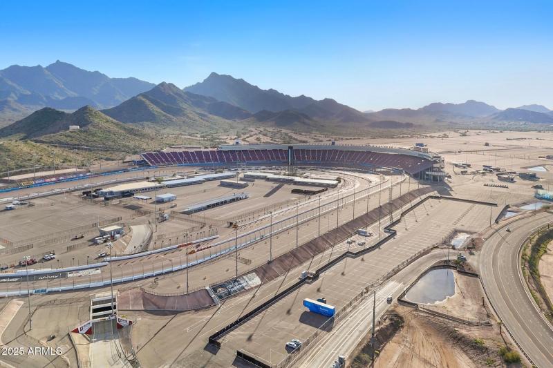 Nick Land MLS Nick Land photos 3