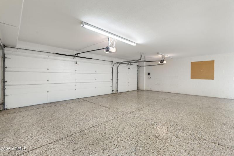 70-7242 N 23rd Place