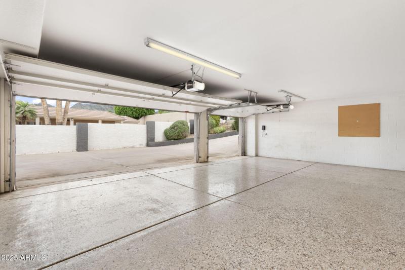 71-7242 N 23rd Place