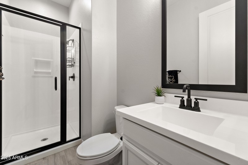 23065 e carriage way-24