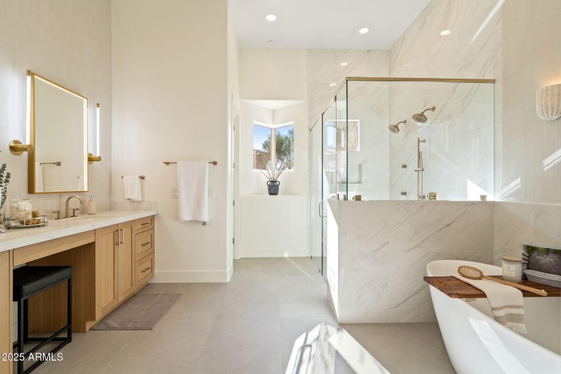 53-web-or-mls-DSC_5001