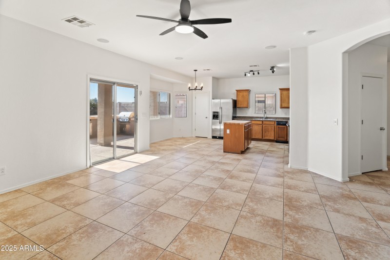 35903 W Velazquez Dr-3