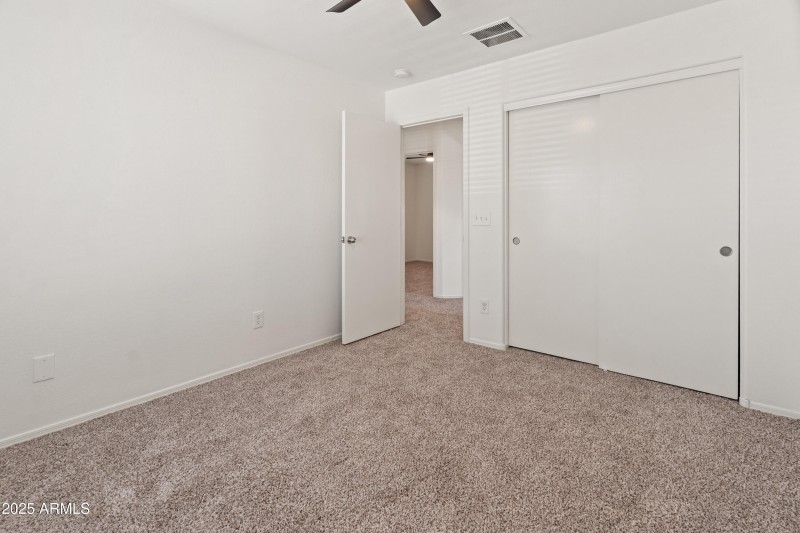 35903 W Velazquez Dr-16