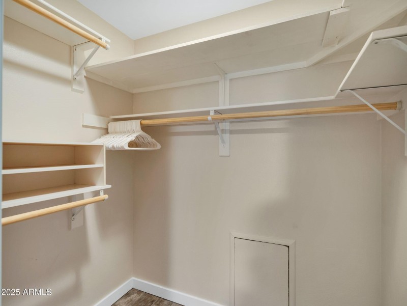 018_Primary Walk in Closet