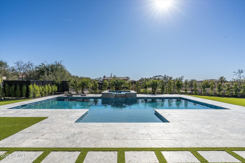 63-27159 N 67th St (65 of 79)