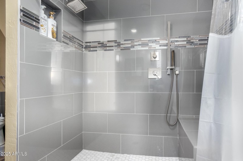 Upstairs Primary Suite