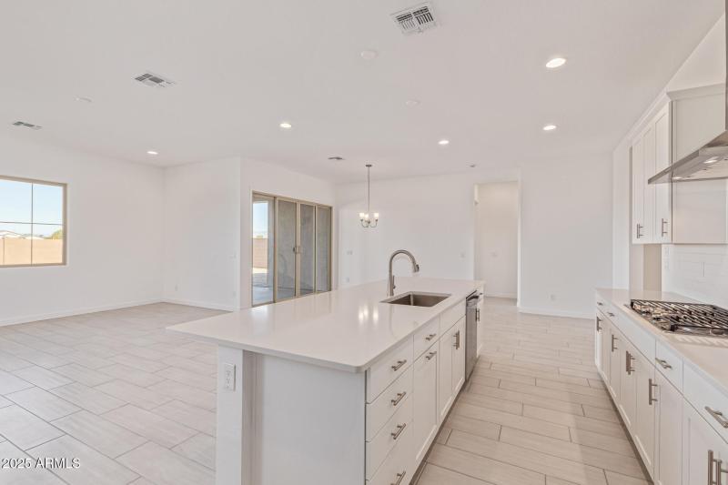 15-MWE- lot 56- 21926 E Bonanza