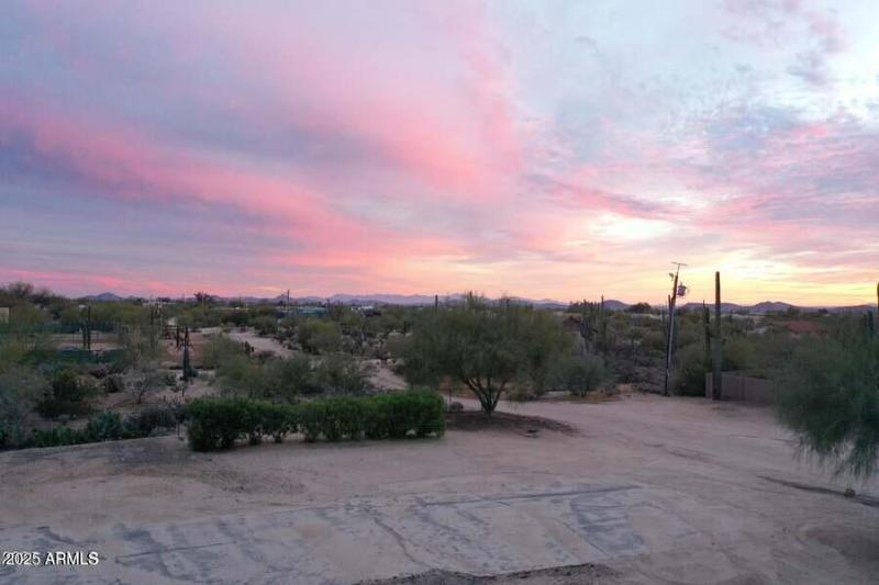 6107-e-lone-mountain-3