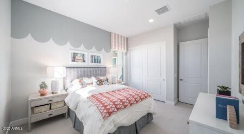 18944 E Druids Glen Rd ~ Ready Now!