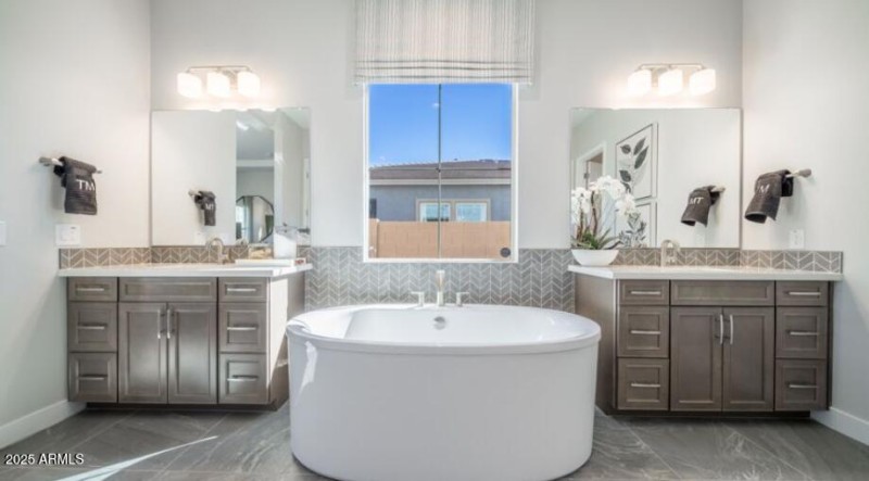 18944 E Druids Glen Rd ~ Ready Now!