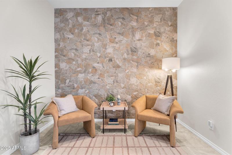 9-web-or-mls-35532 N Sunset Trail-9