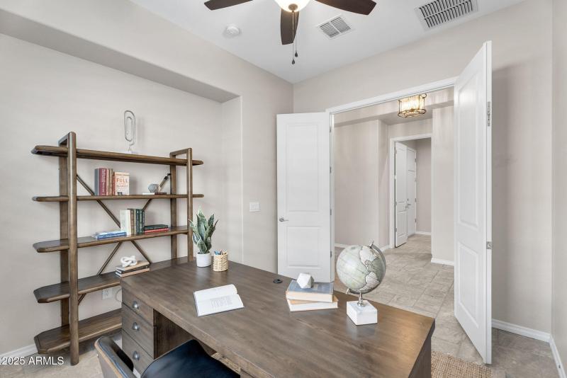 18-web-or-mls-35532 N Sunset Trail-29