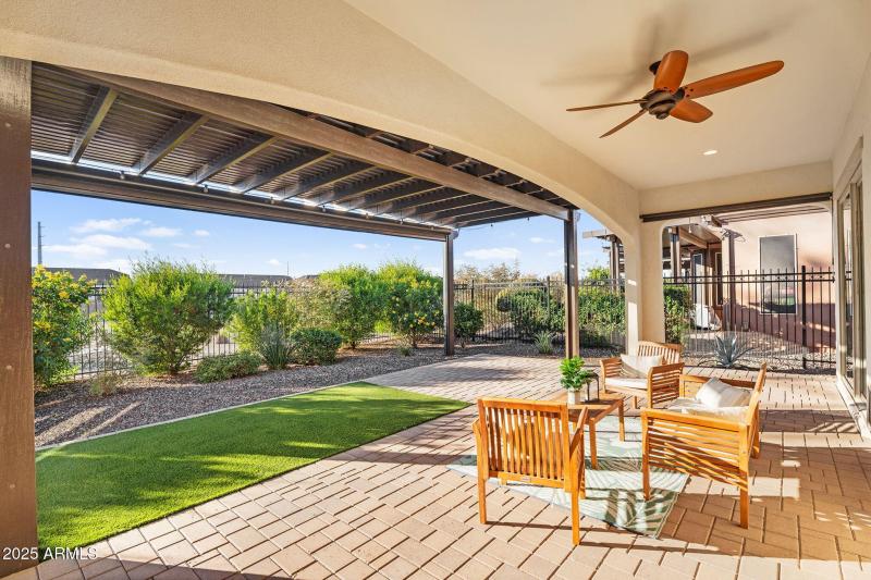 31-web-or-mls-35532 N Sunset Trail-33