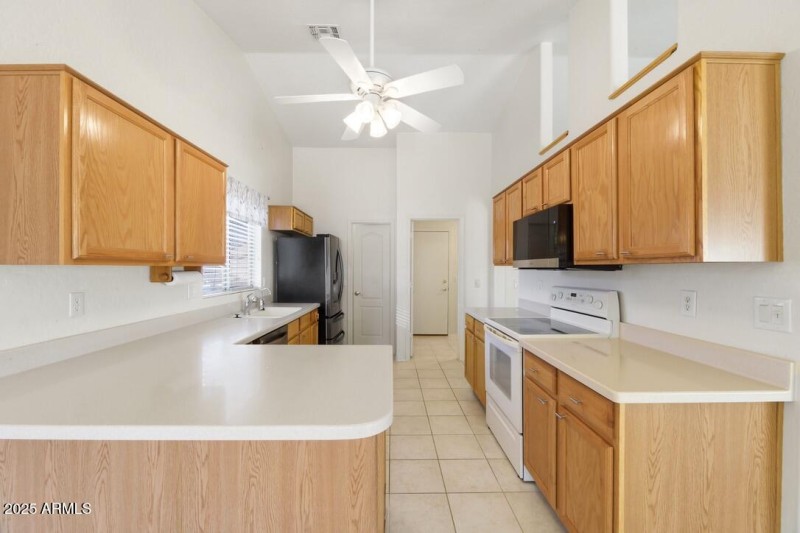 4F336E81-45C2-4EAC-BC43-7F52C41DB59A_1_1