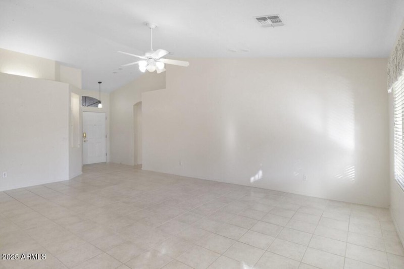 9FAAC51D-B66C-4DAC-A198-6F3DC16C1789_1_1