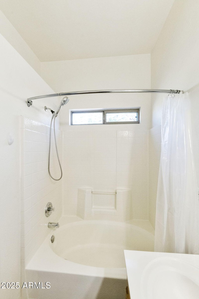 13-web-or-mls-DLB_0459