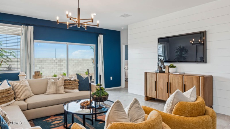 Photo is of model. Packages may vary.