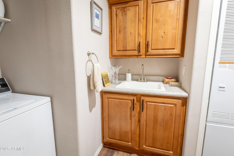 KNK-905 Mnt Lion Pass-89