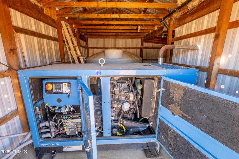 KNK-905 Mnt Lion Pass-45