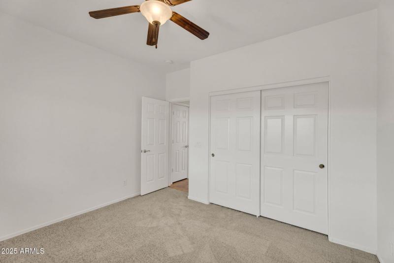 34-web-or-mls-21279 E Twin Acres Dr -35