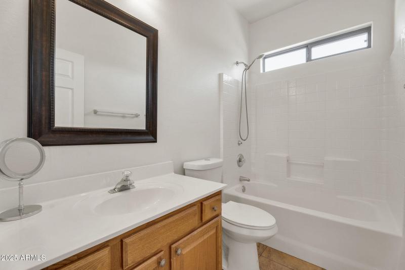 35-web-or-mls-21279 E Twin Acres Dr -33