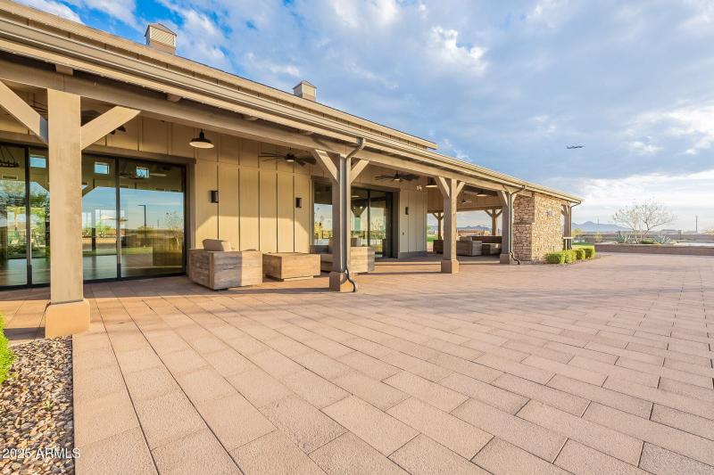 125-web-or-mls-Reins-community-14