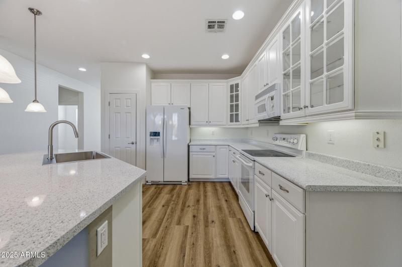 23-web-or-mls-42534 W Heavenly Place-23