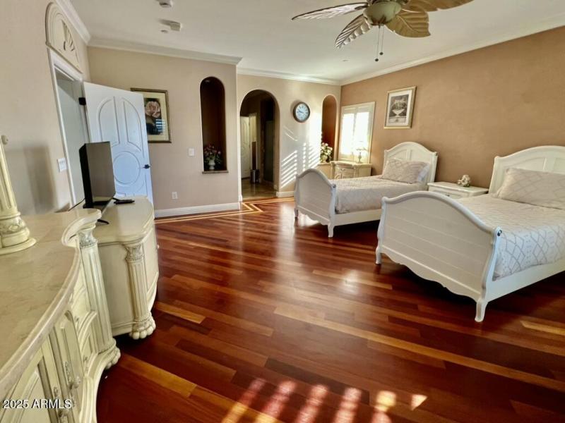 Upstairs Primary Bedroom